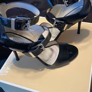 Michael Kors Adriana Ankle Strap Black Patent 7.5